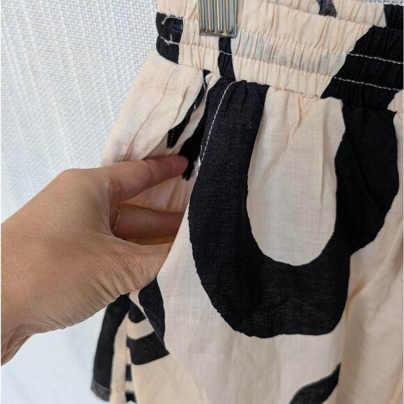 Seven Wonders Sand/Black York Cotton High Waist Mini Shorts, size S - Picture 4 of 8